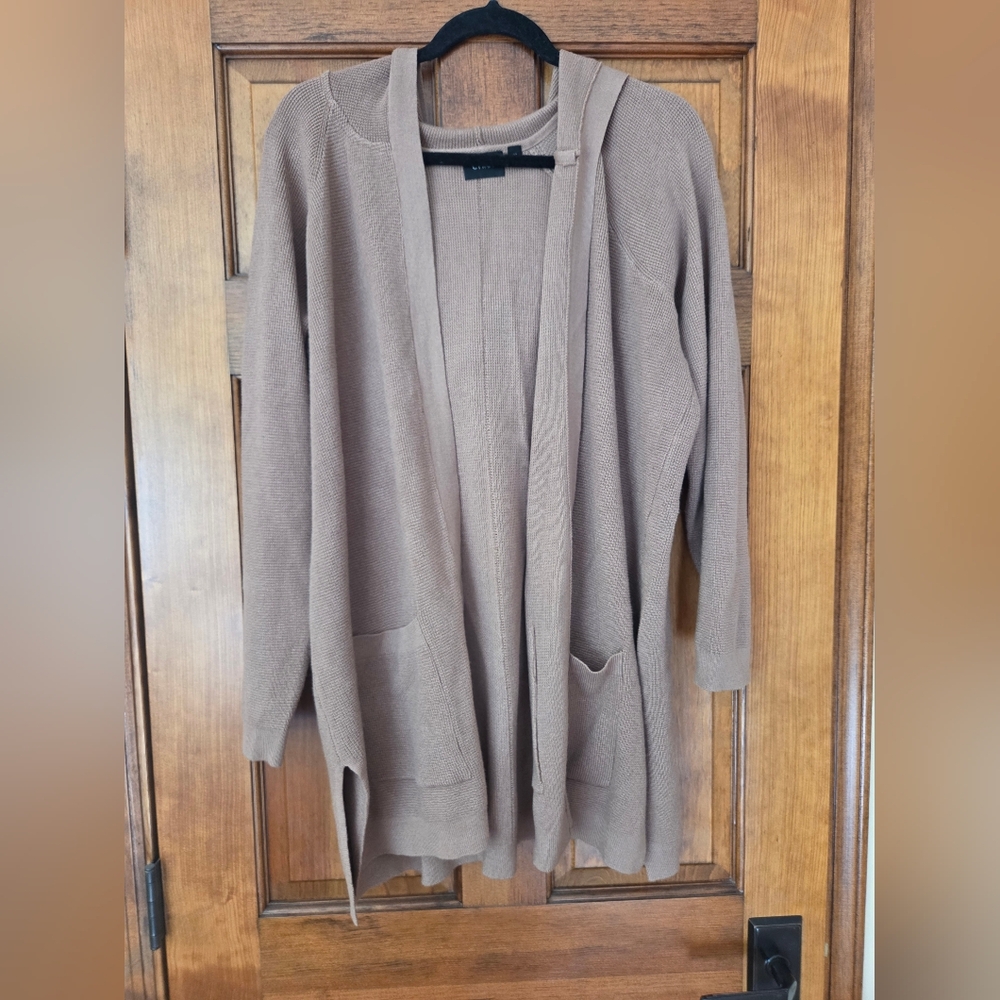 Cyrus Women's Brown Cardigan Sweater